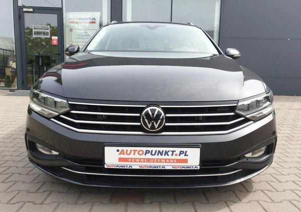 Volkswagen Passat cena 89900 przebieg: 123155, rok produkcji 2021 z Warszawa małe 352